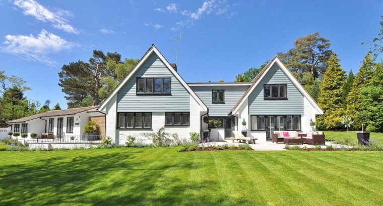 Spacious 4-Bedroom Detached Home with Modern Amenities