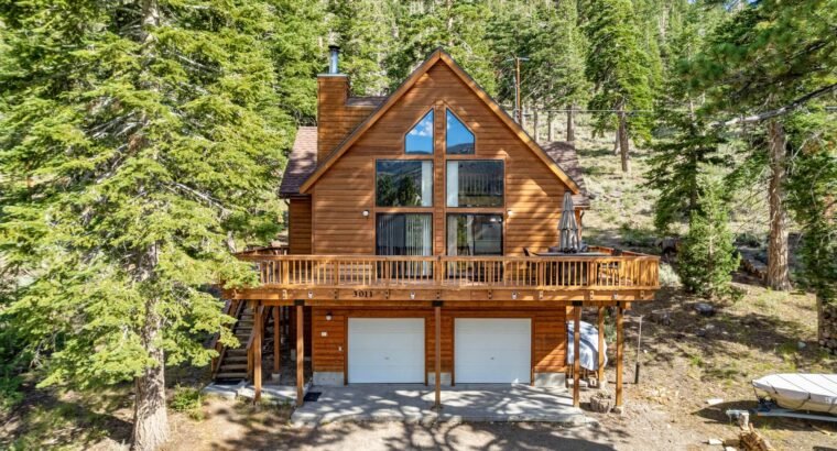 Steep Mountain Cabin Retreat, 3 Bed Scenic Views Fireplace